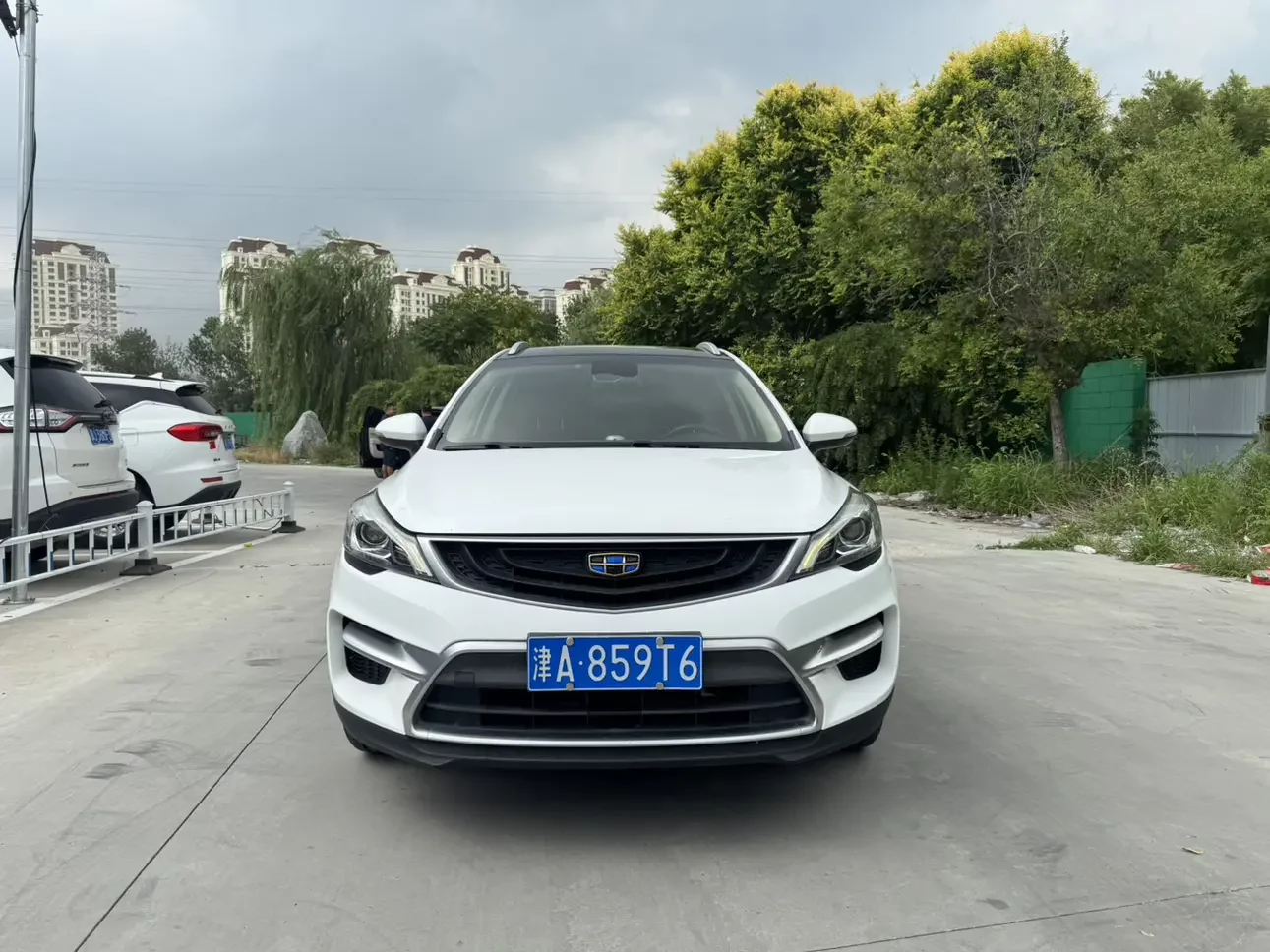 Geely Emgrand GS