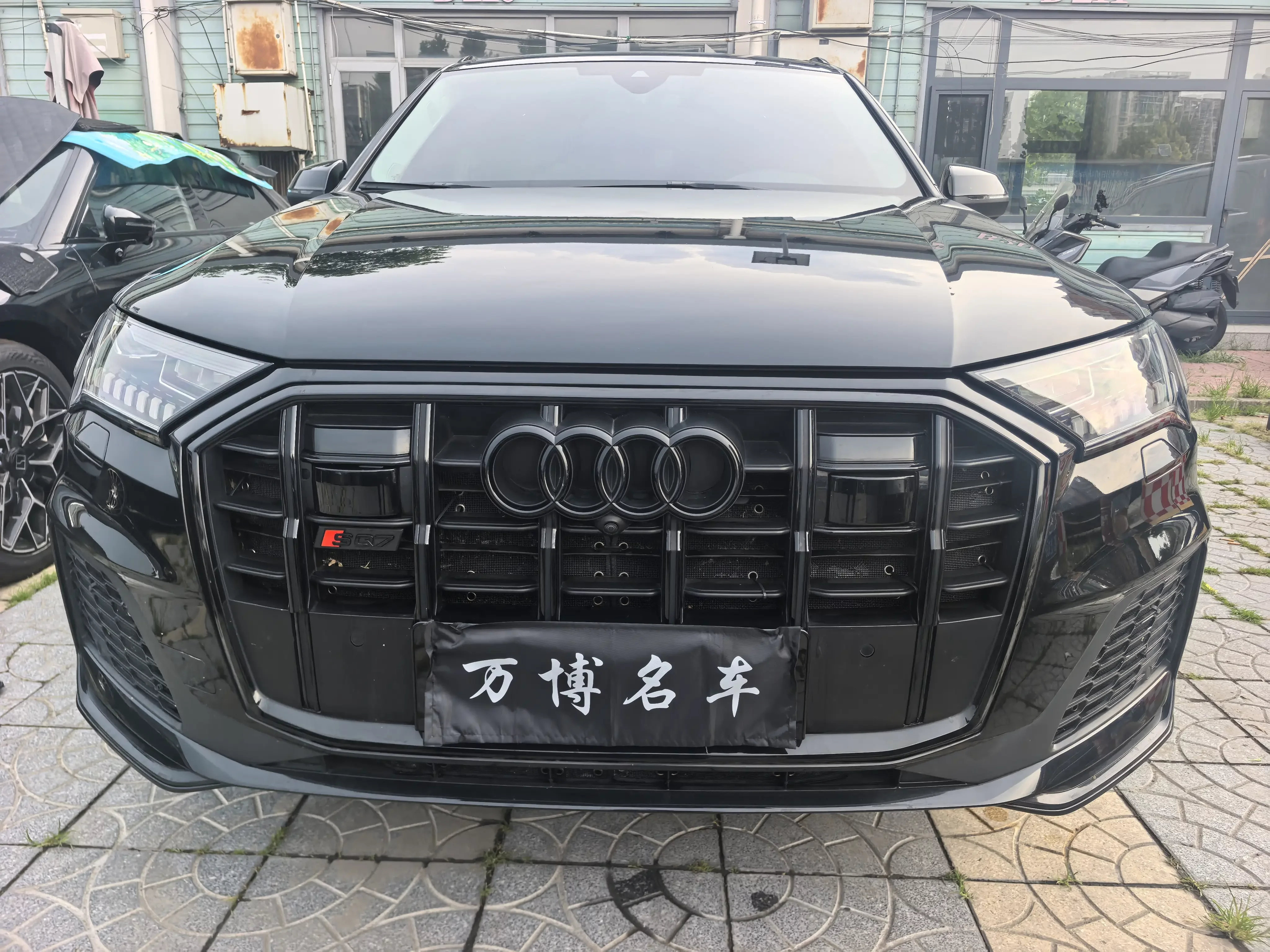 Audi Q7