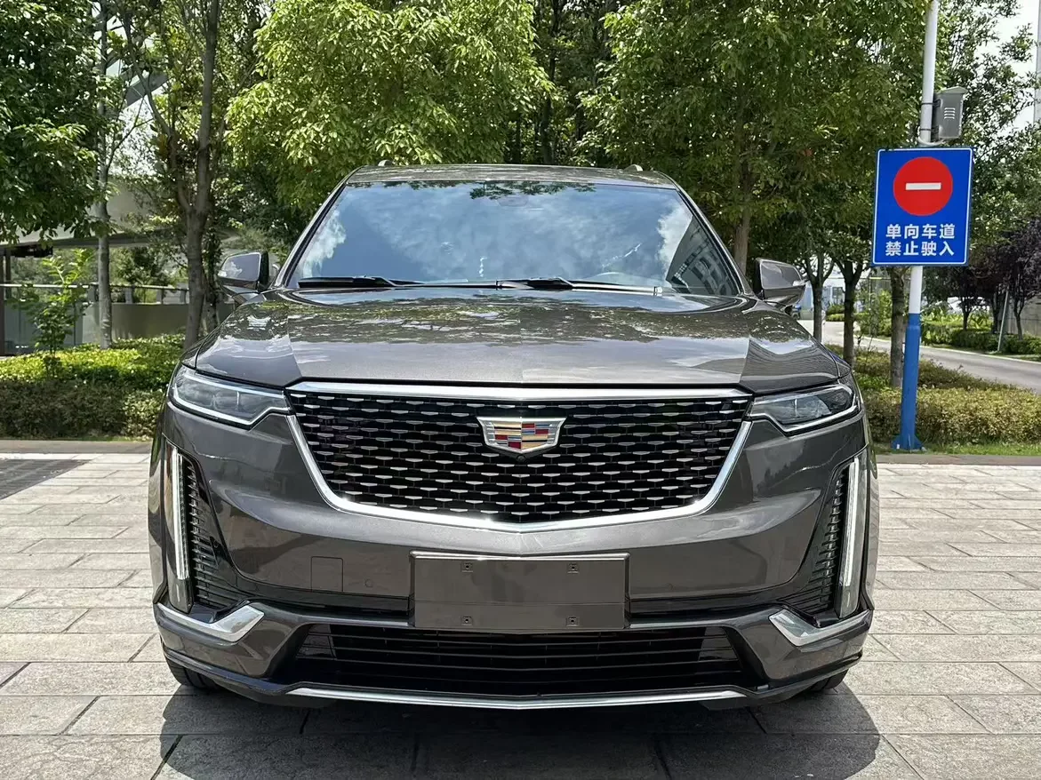 Cadillac XT6