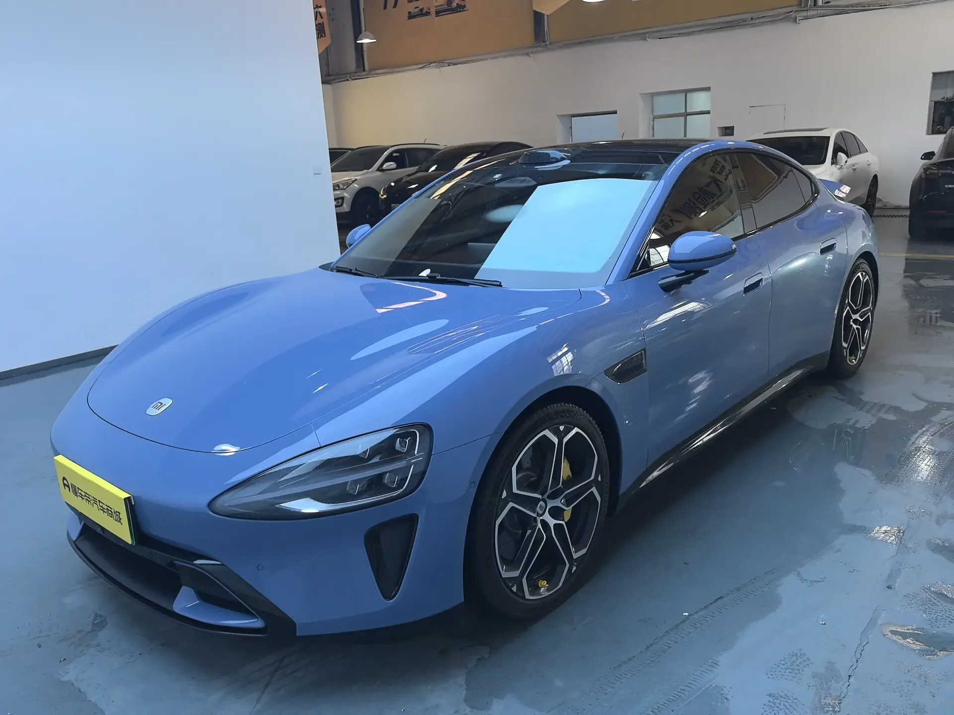 Xiaomi car Xiaomi SU7  из Китая