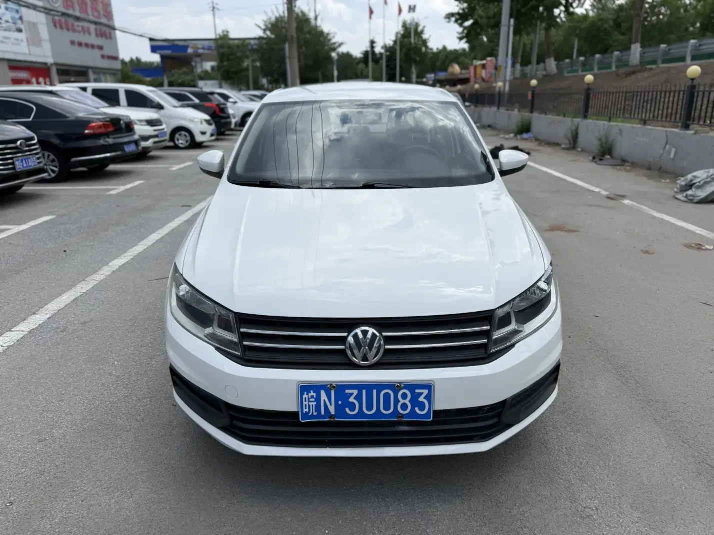 Volkswagen Santana  из Китая