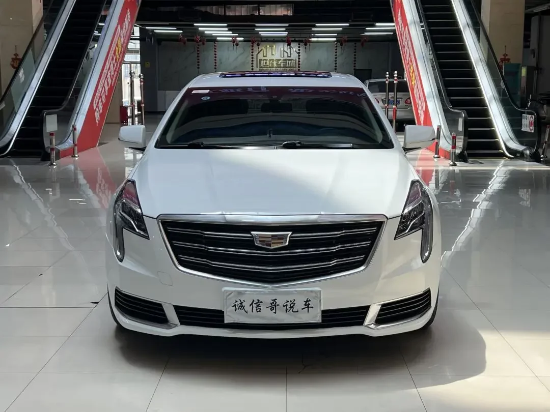 Cadillac XTS