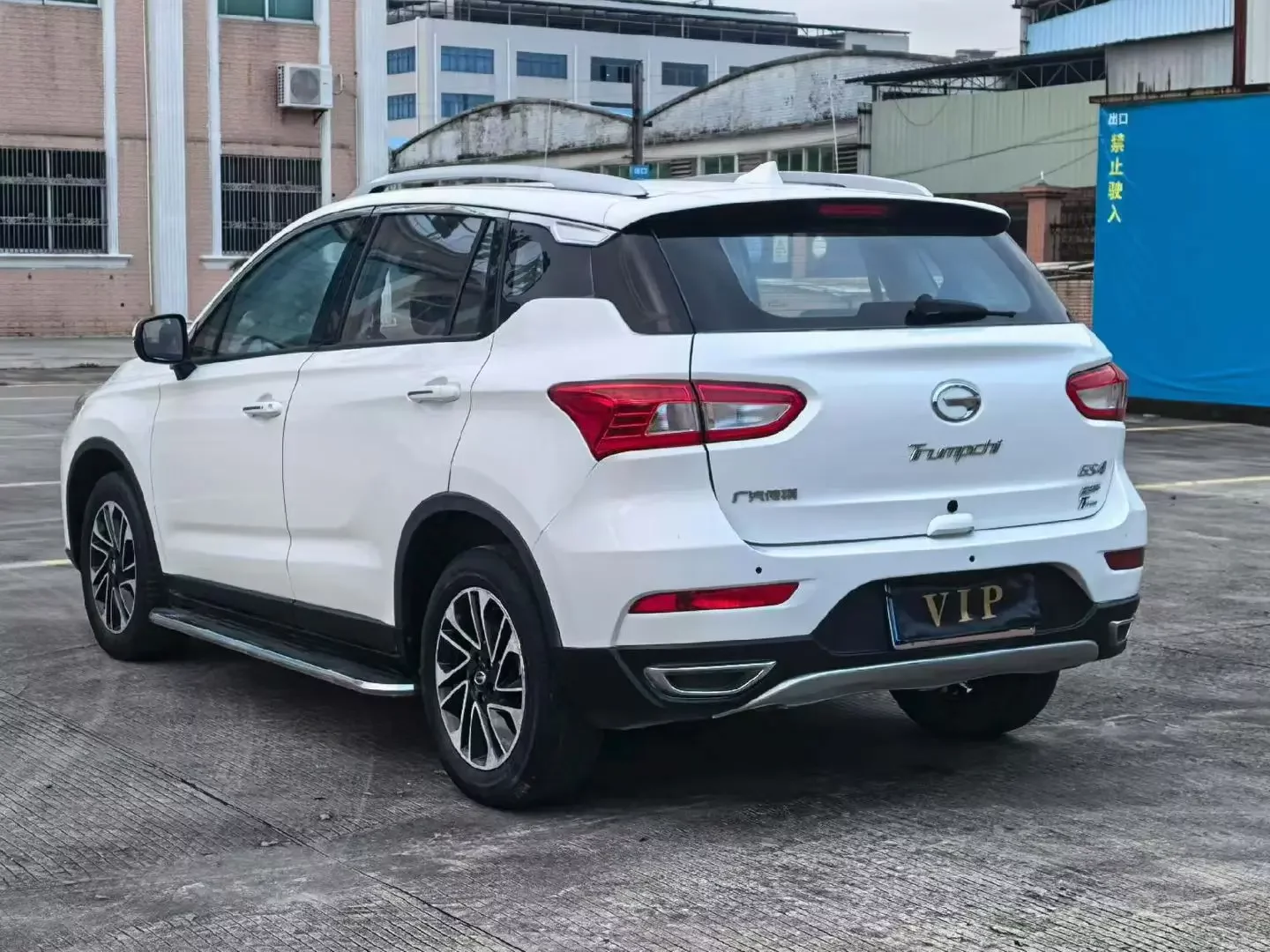 GAC Trumpchi GS4