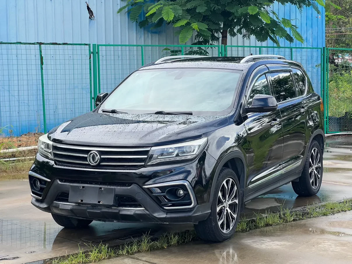 Forthing Jingyi X5  из Китая