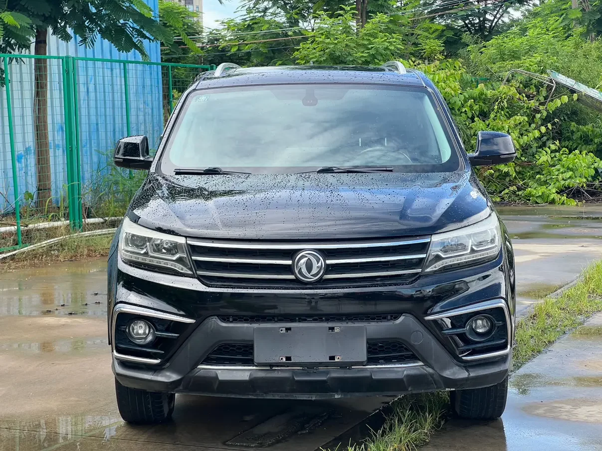 Forthing Jingyi X5  из Китая