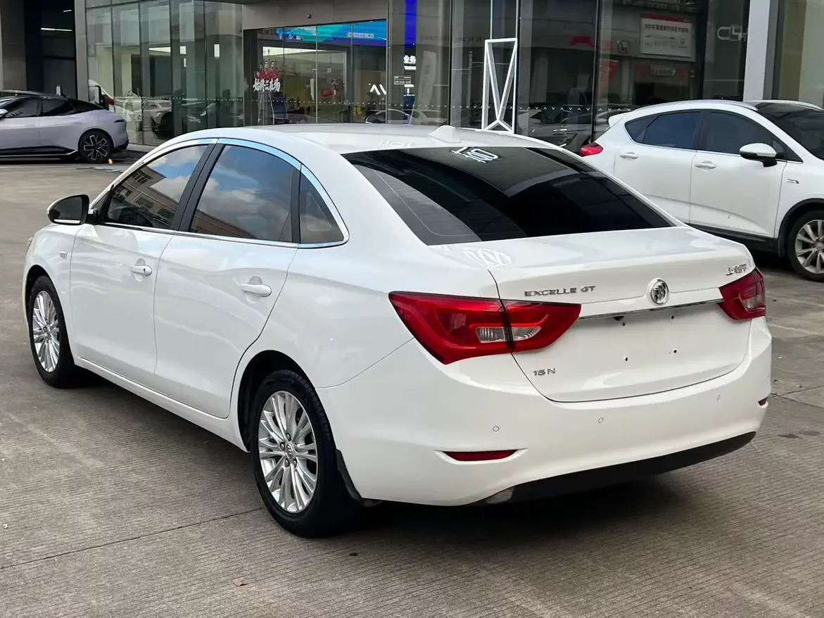 Buick Yinglang