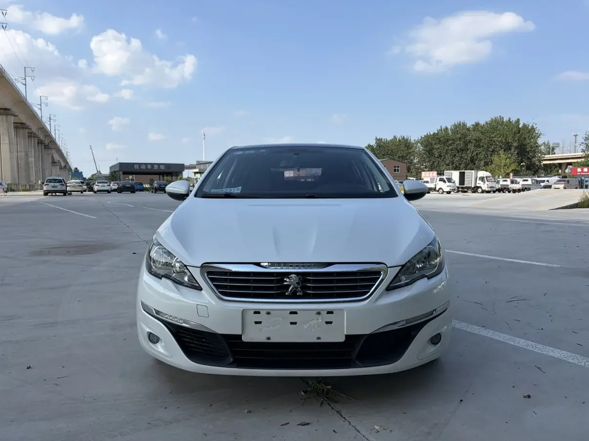 Peugeot 308S