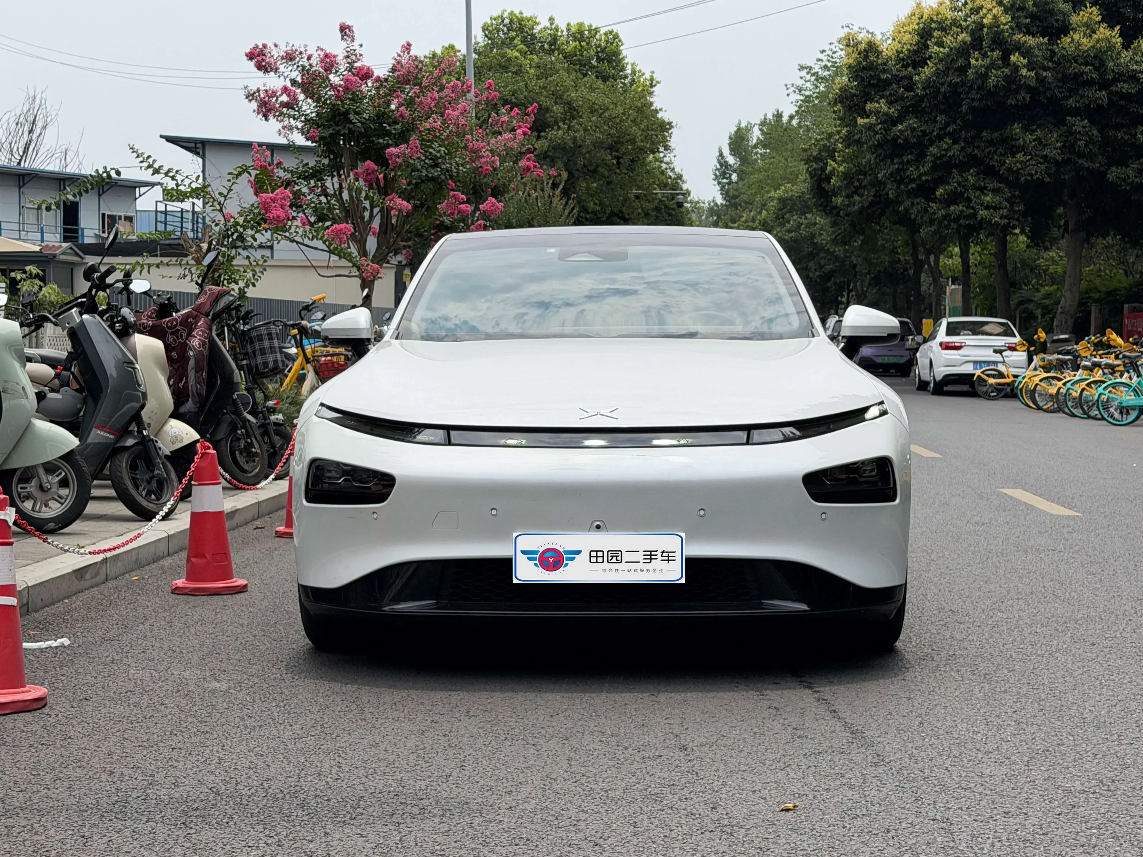 Xpeng P7