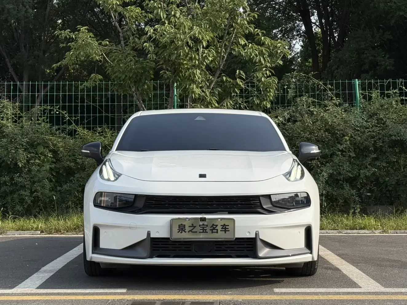 Lynk & Co 03