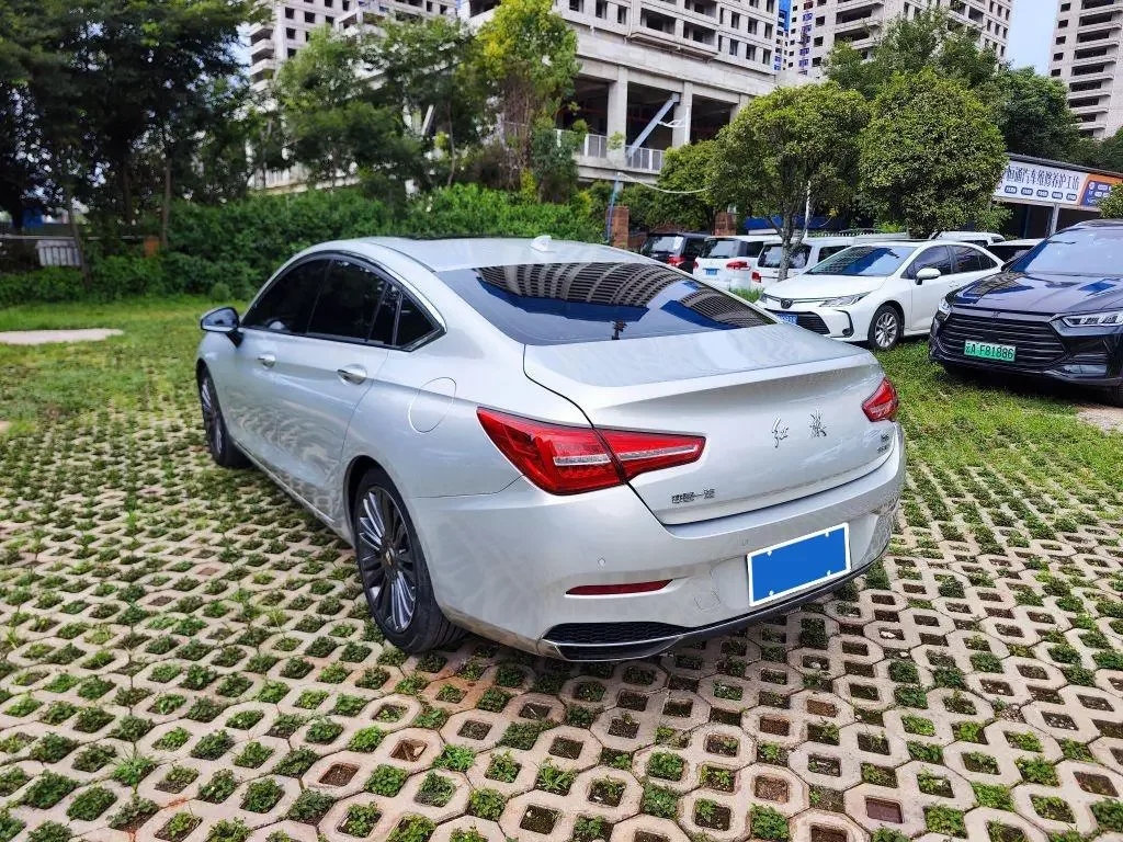 Hongqi H5 classic