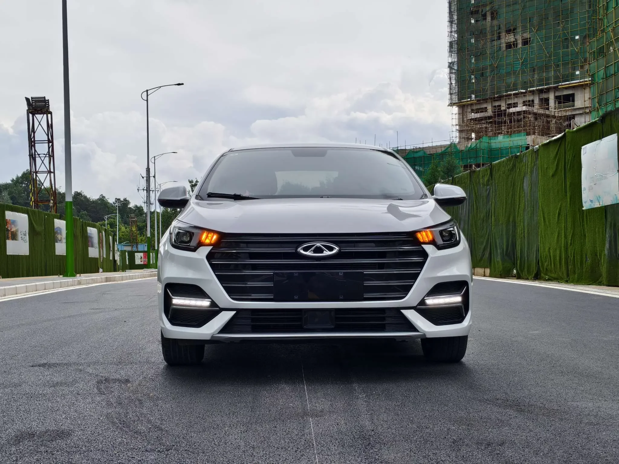 Omoda S5