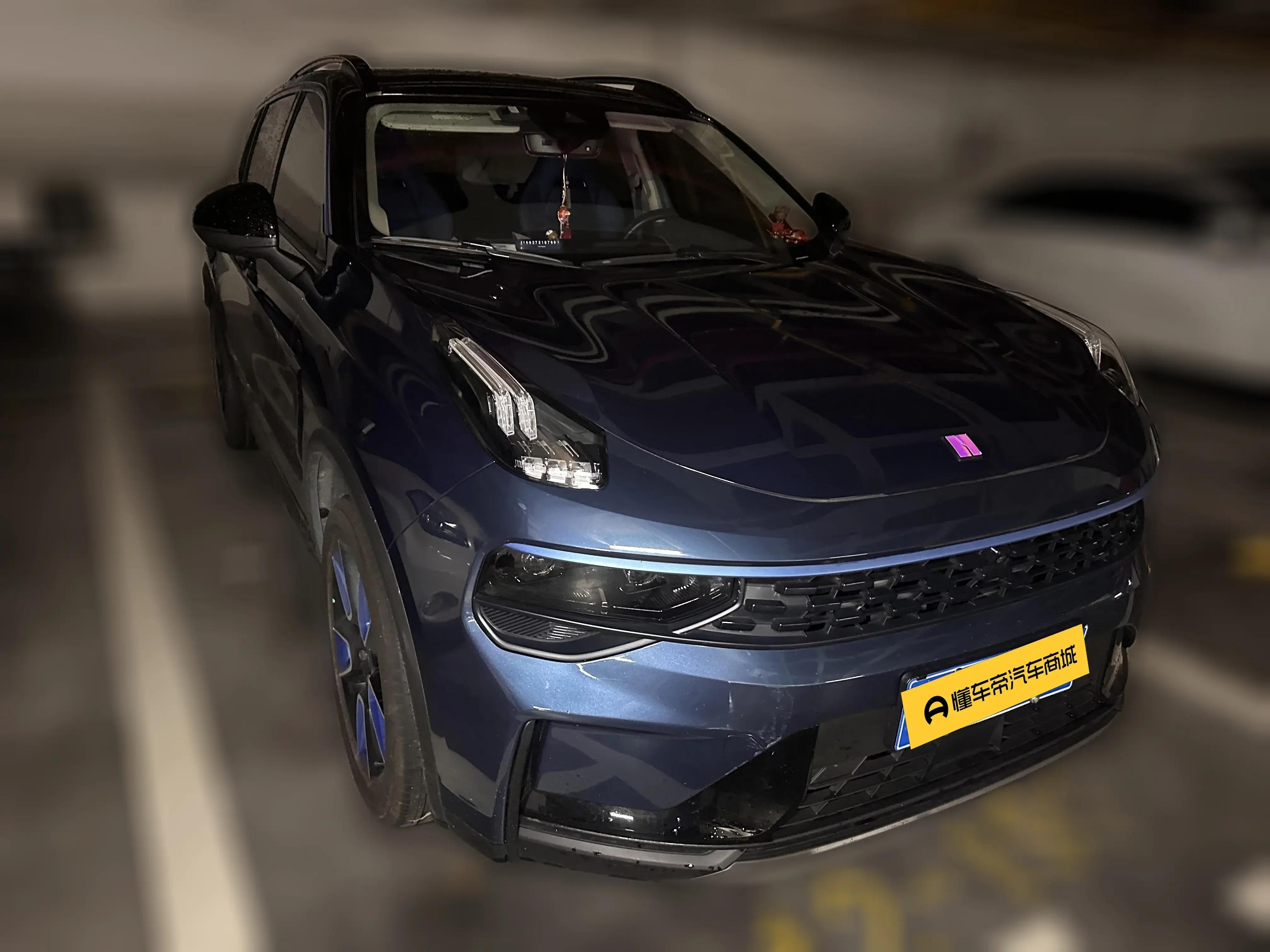 Lynk & Co 01