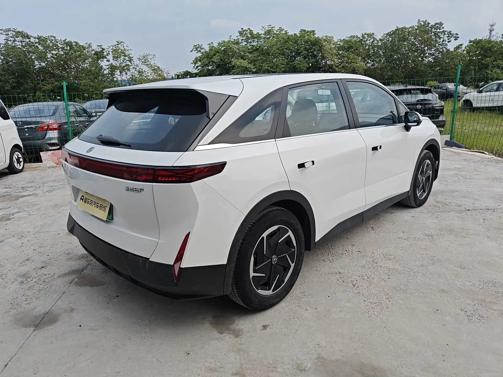 Kai Chen Venucia VX6