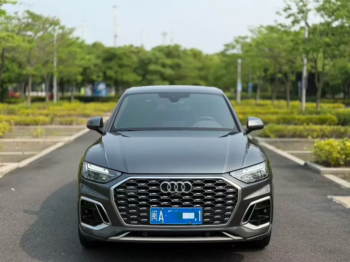 Audi Q5L Sportback