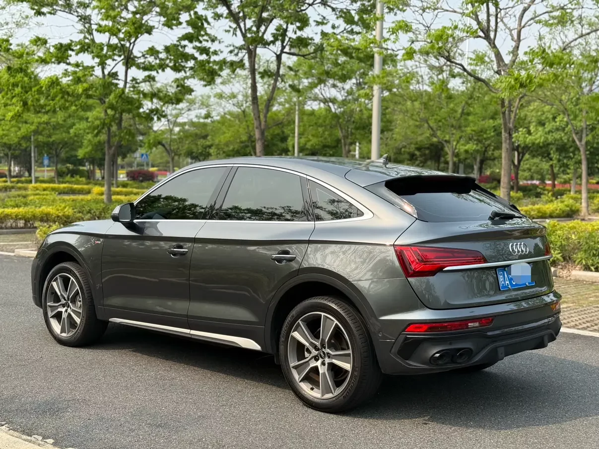Audi Q5L Sportback