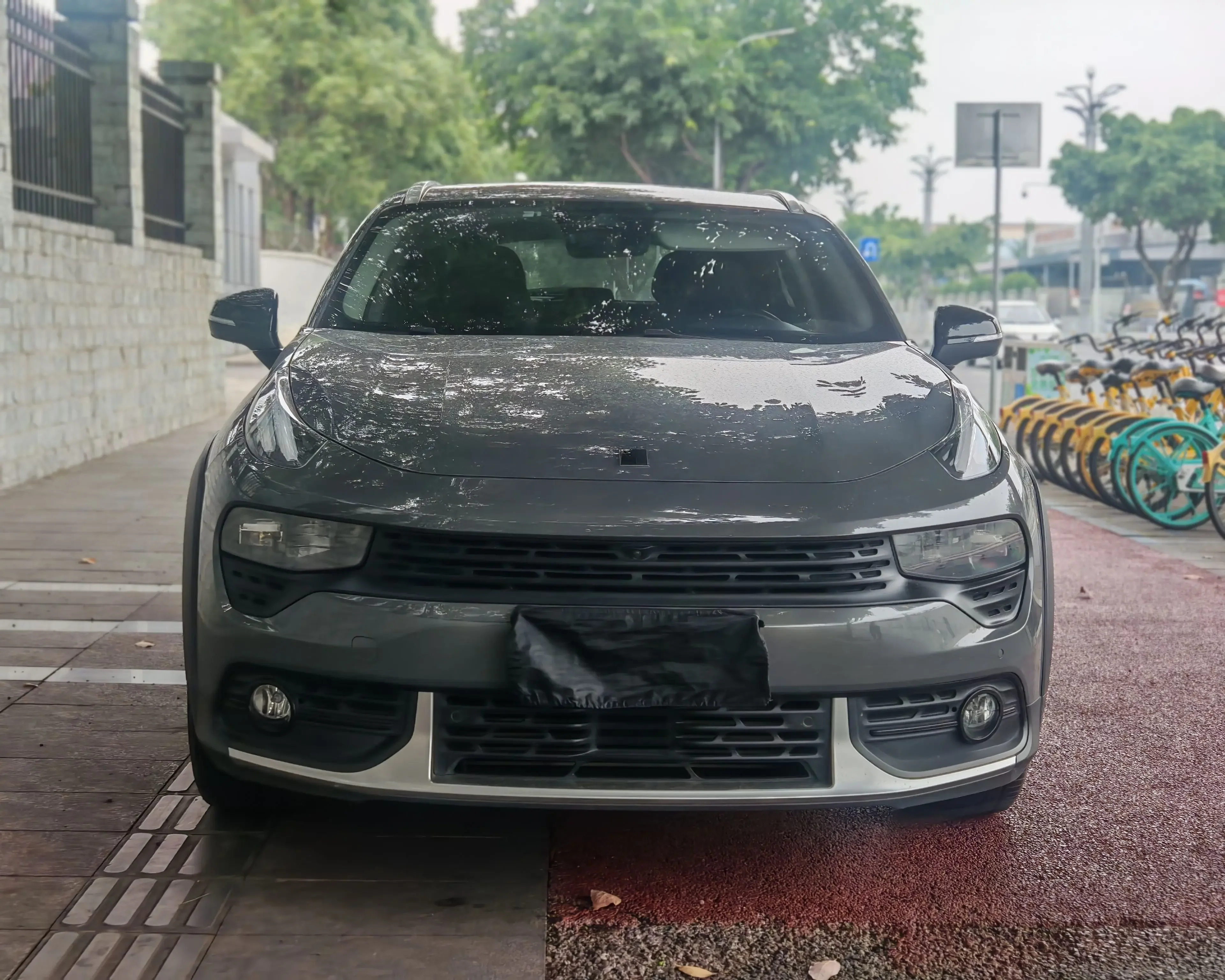 Lynk & Co 02