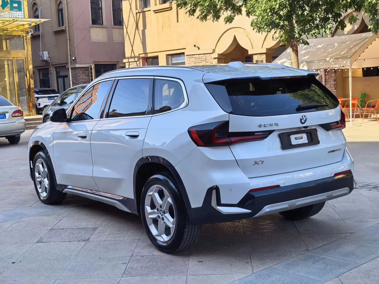 BMW X1