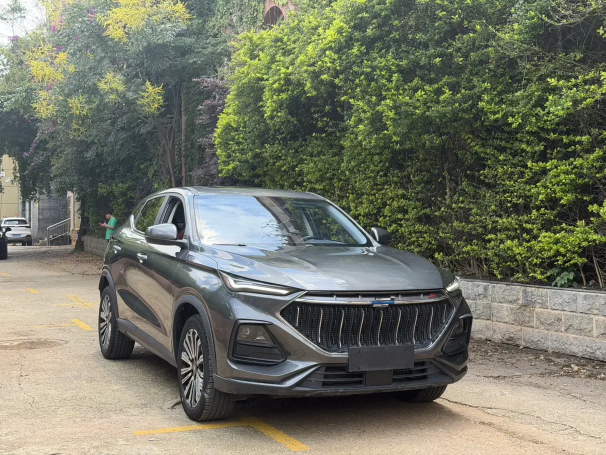 Oshan Changan Auchan X5