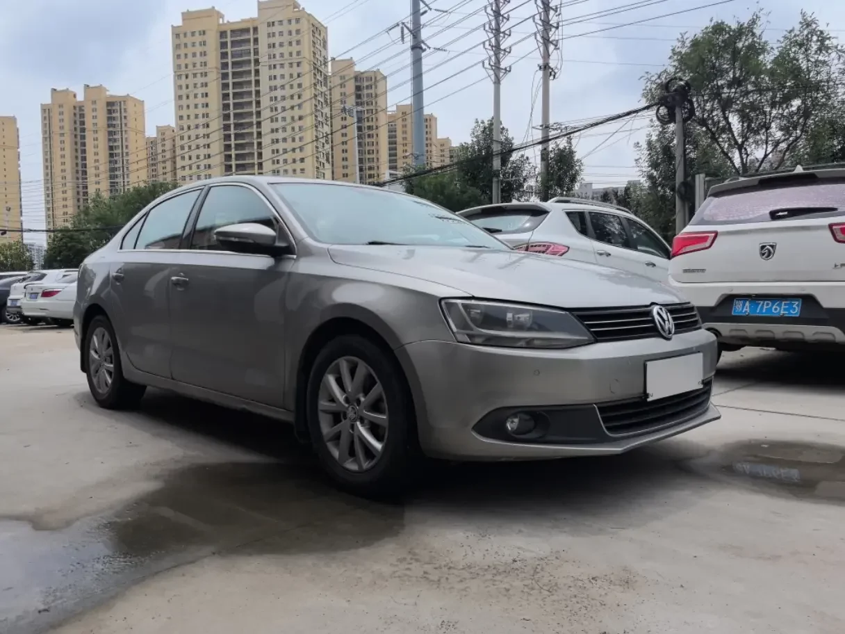 Volkswagen Sagitar