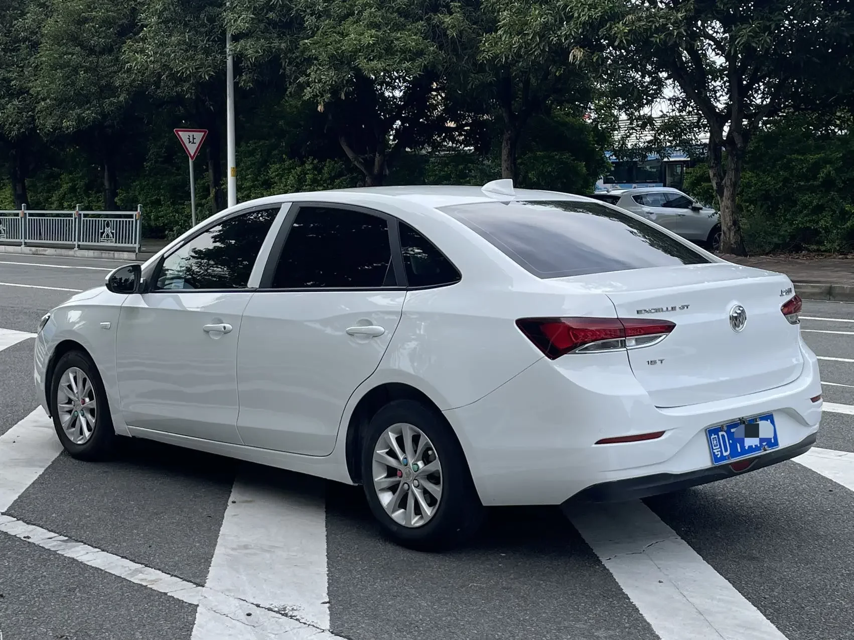 Buick Yinglang