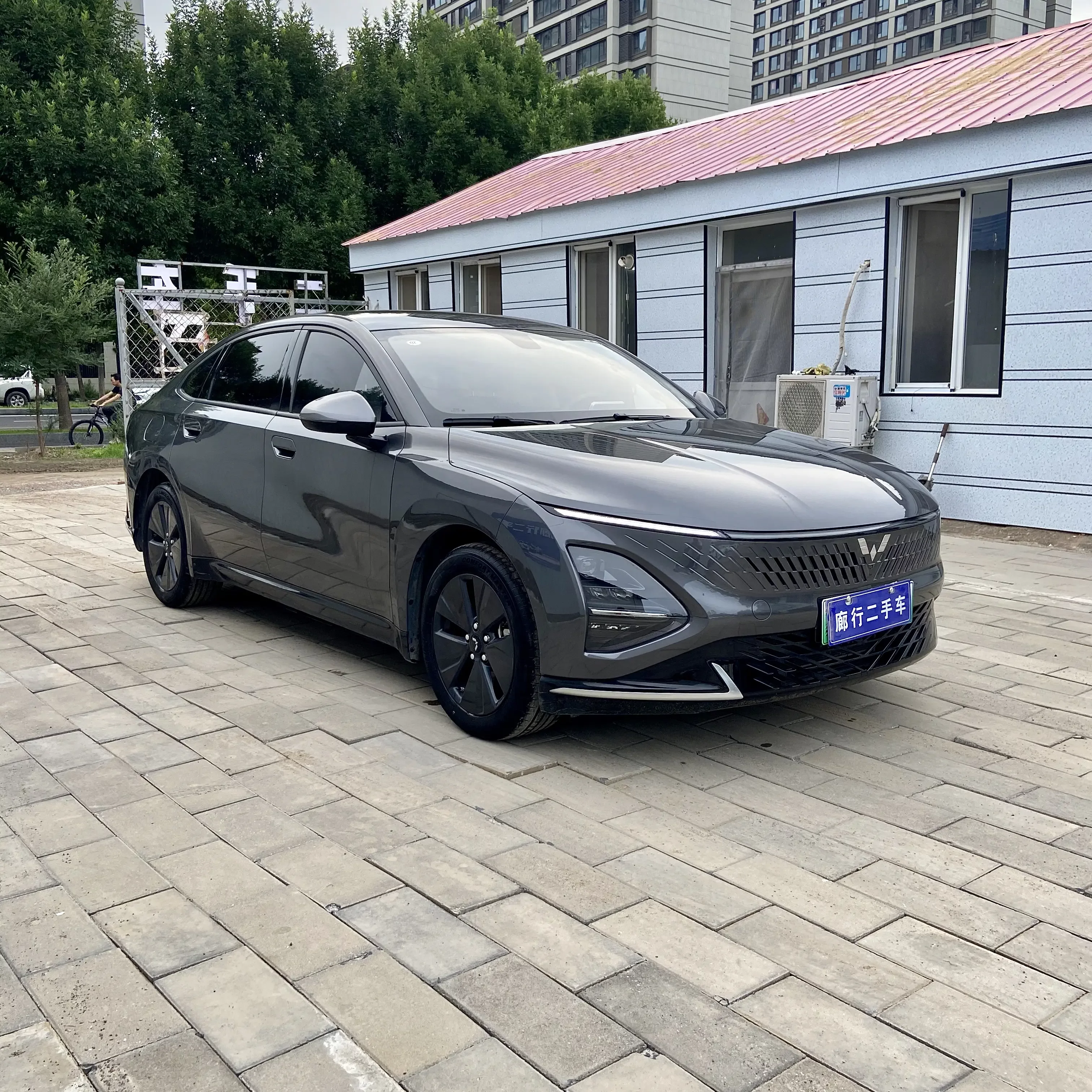 Wuling Starlight PHEV