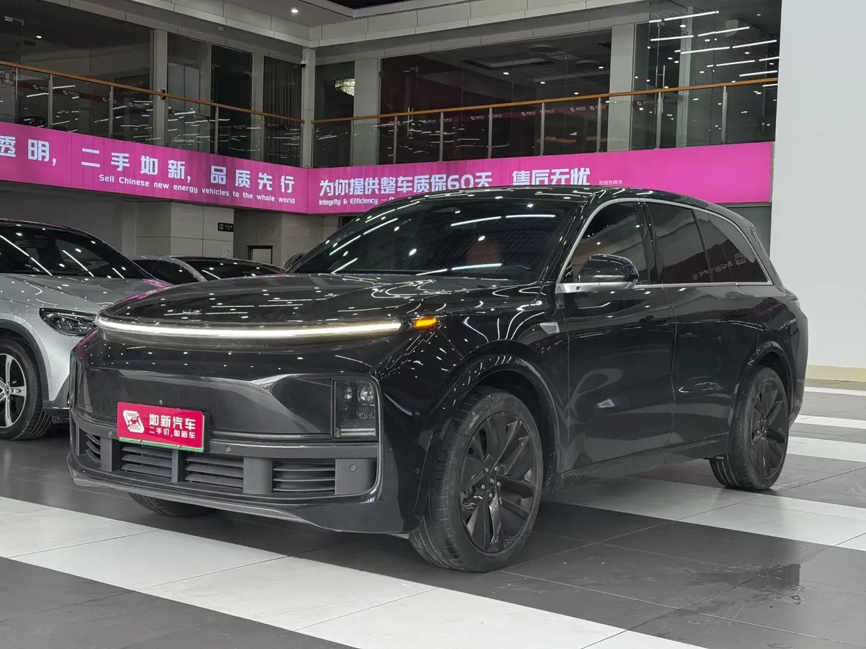 Lixiang L8