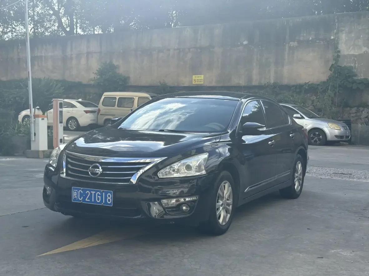 Nissan Altima (Teana)  из Китая