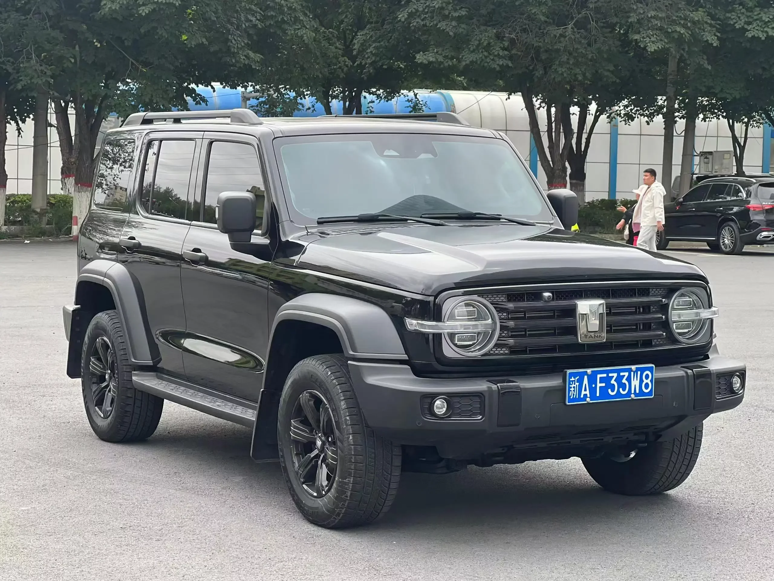Tank 300