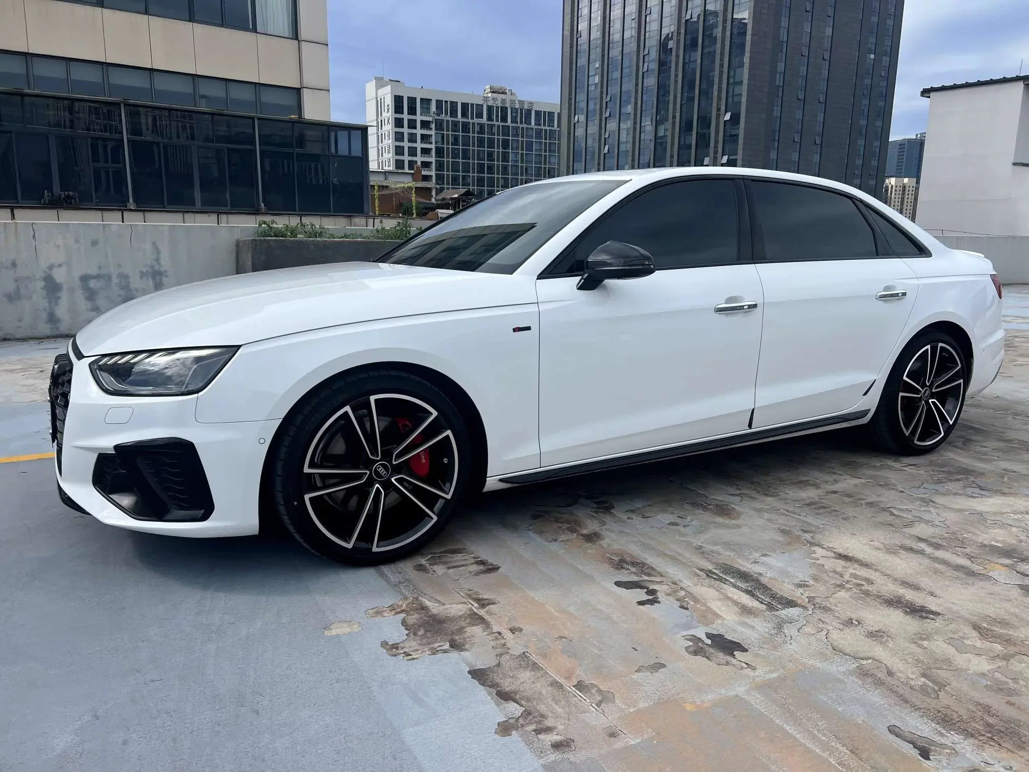 Audi A4L