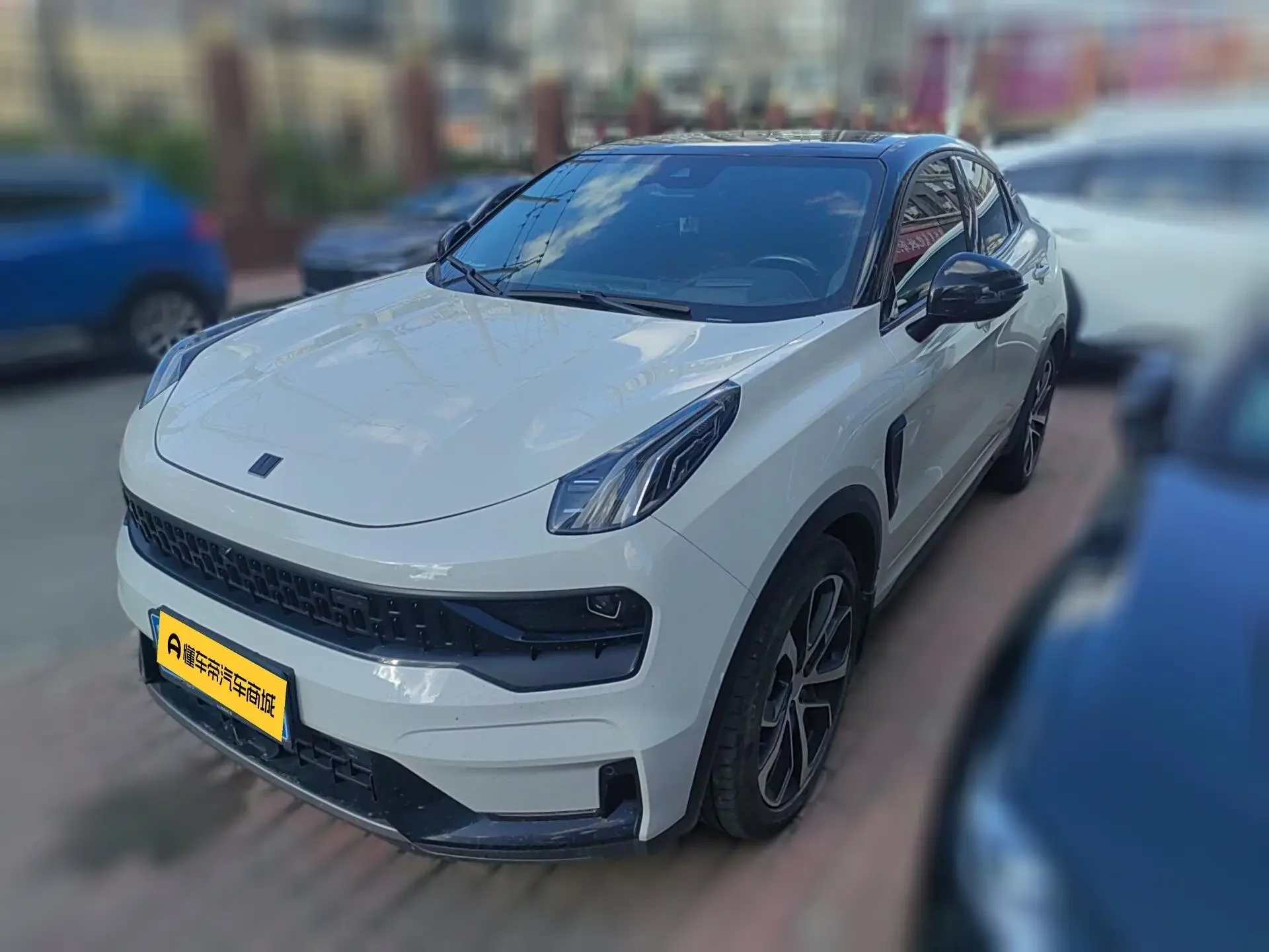 Lynk & Co 05