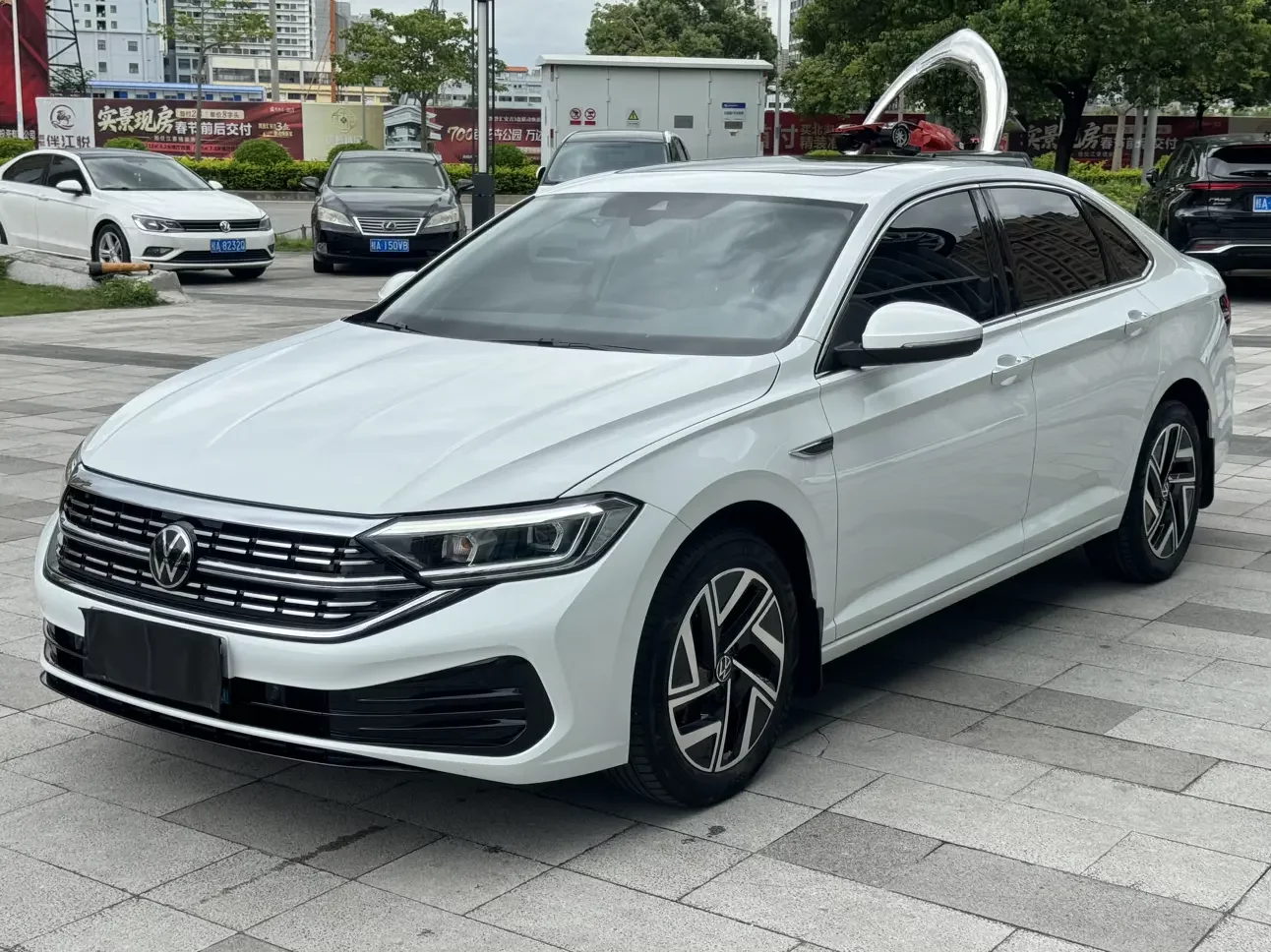 Volkswagen Sagitar