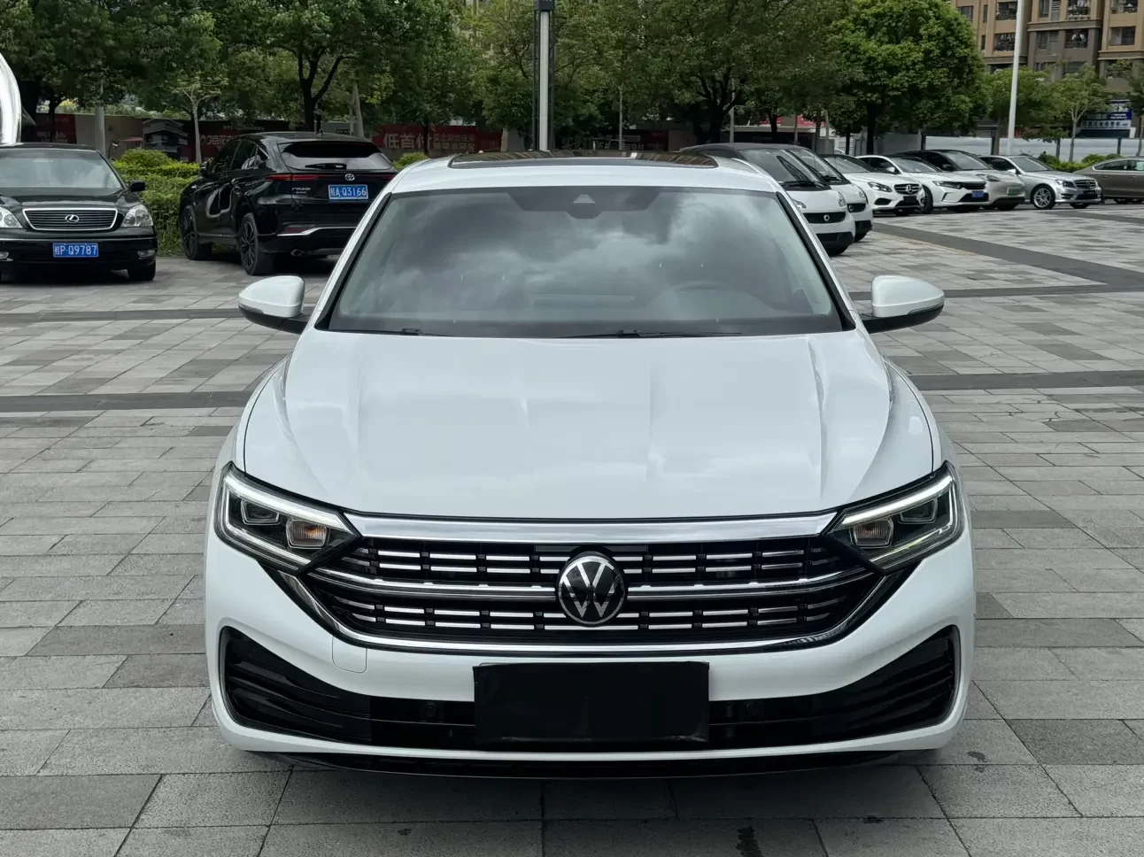 Volkswagen Sagitar