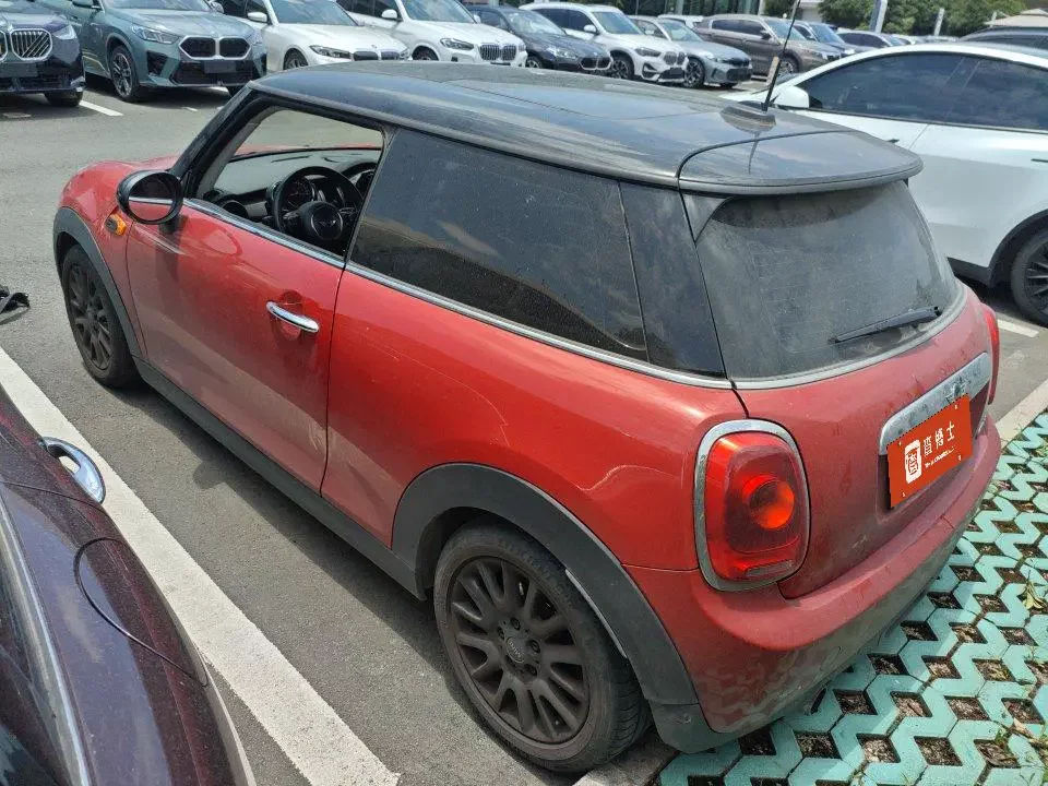 MINI 