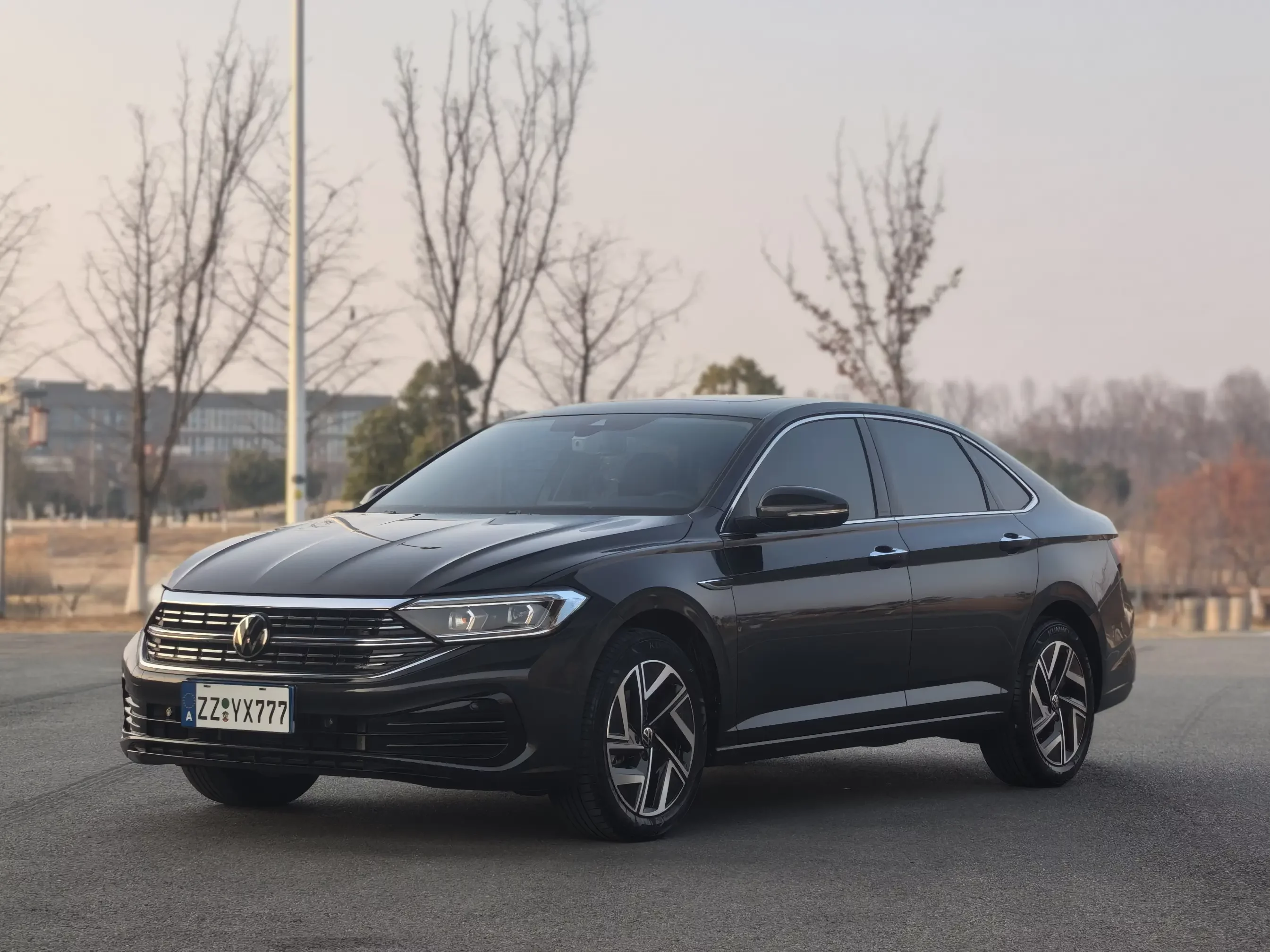 Volkswagen Sagitar