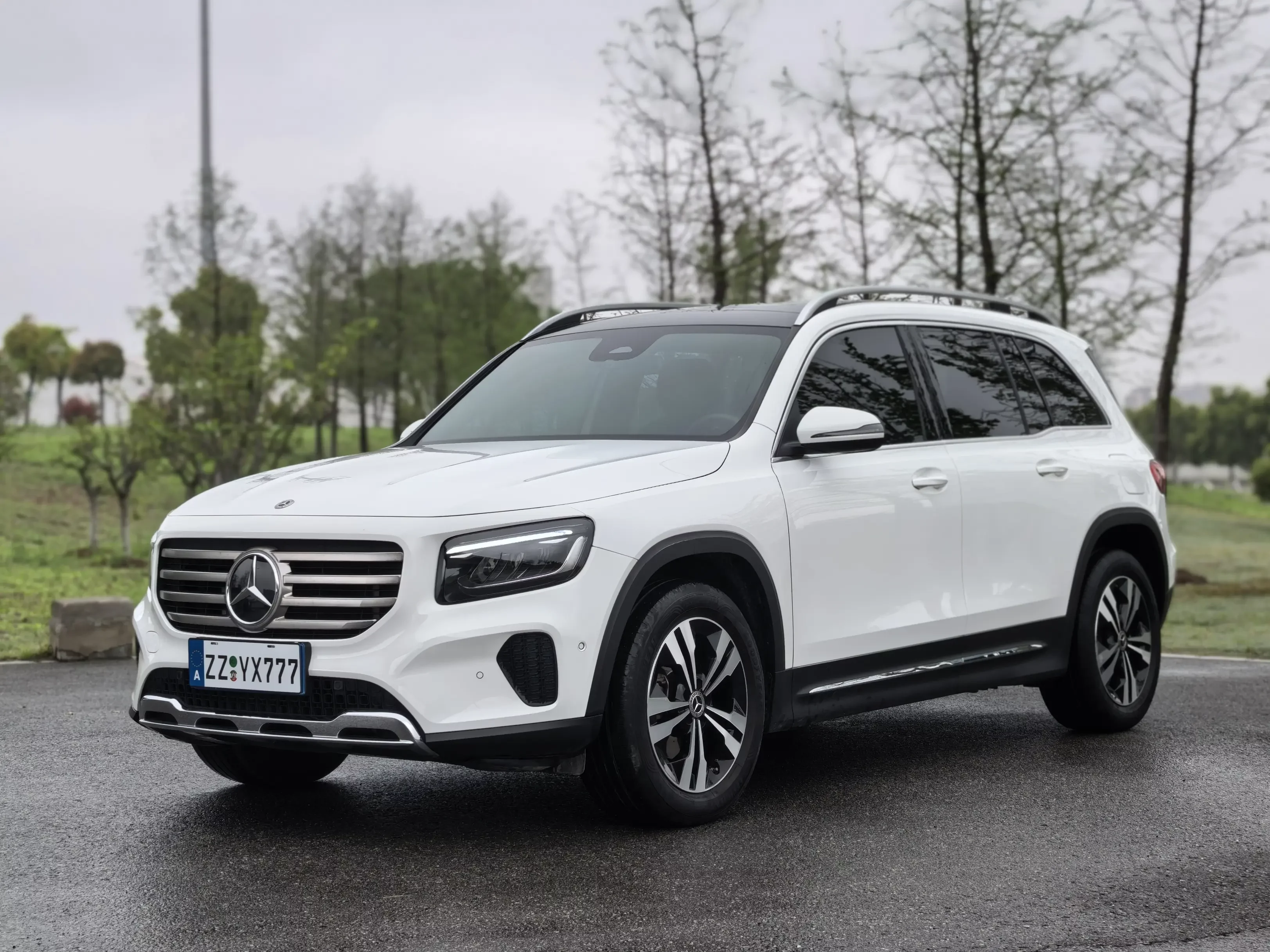 Mercedes-Benz GLB