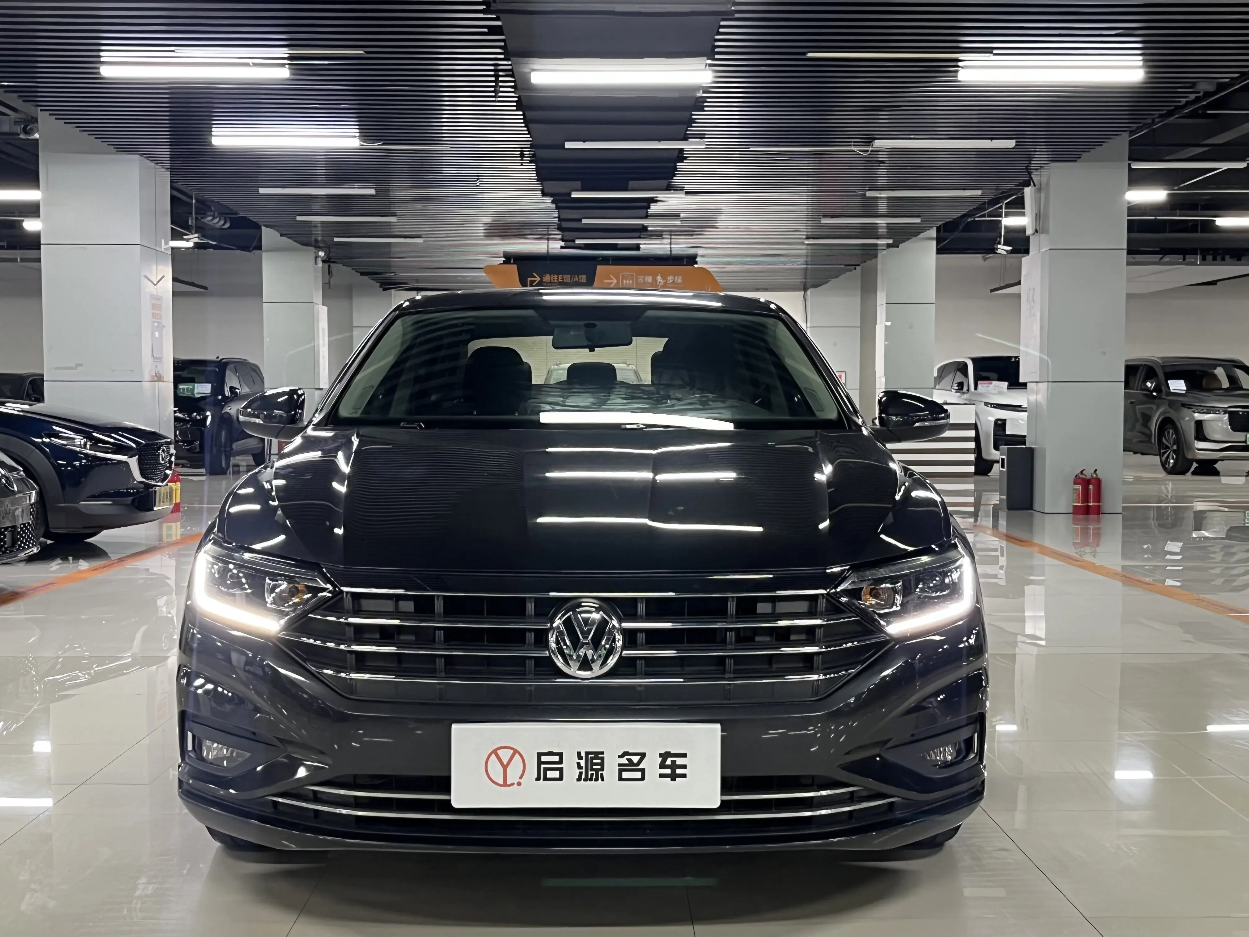 Volkswagen Sagitar