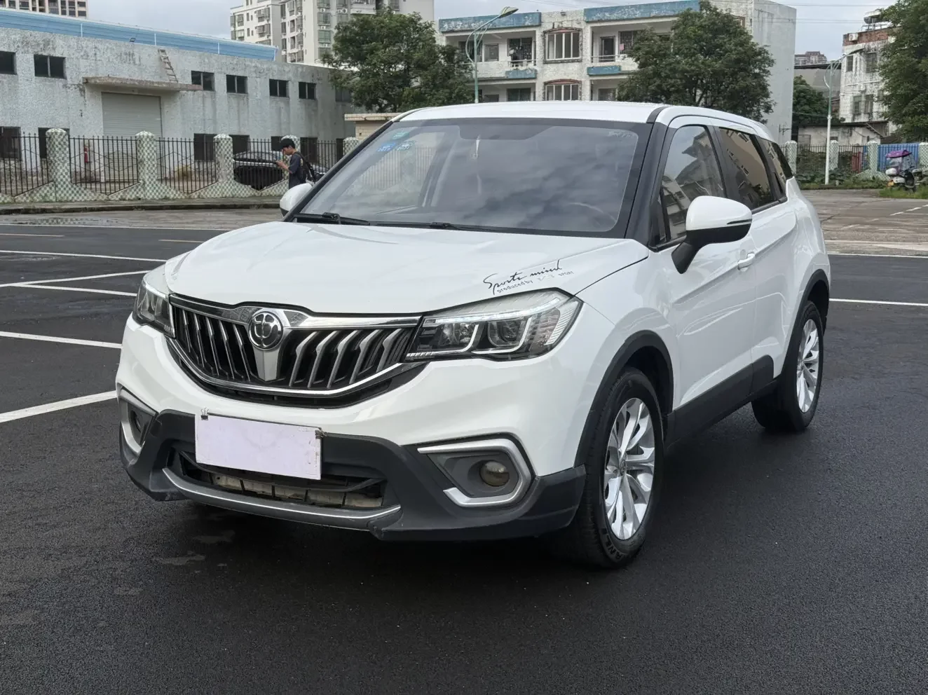 Brilliance China V3