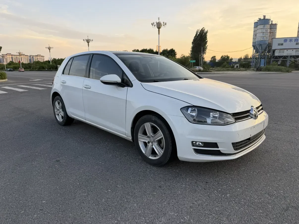 Volkswagen golf
