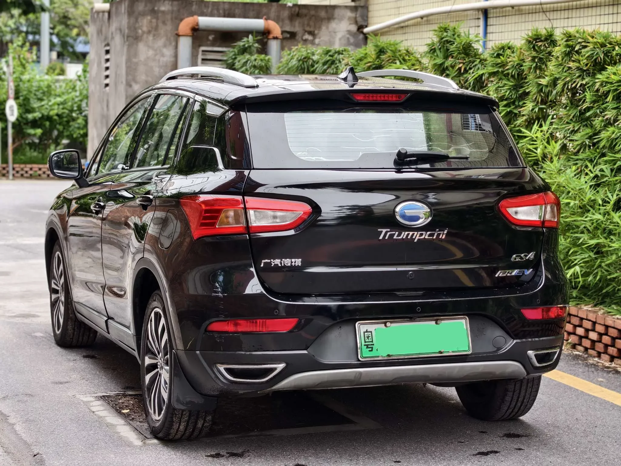 GAC Trumpchi GS4 PHEV