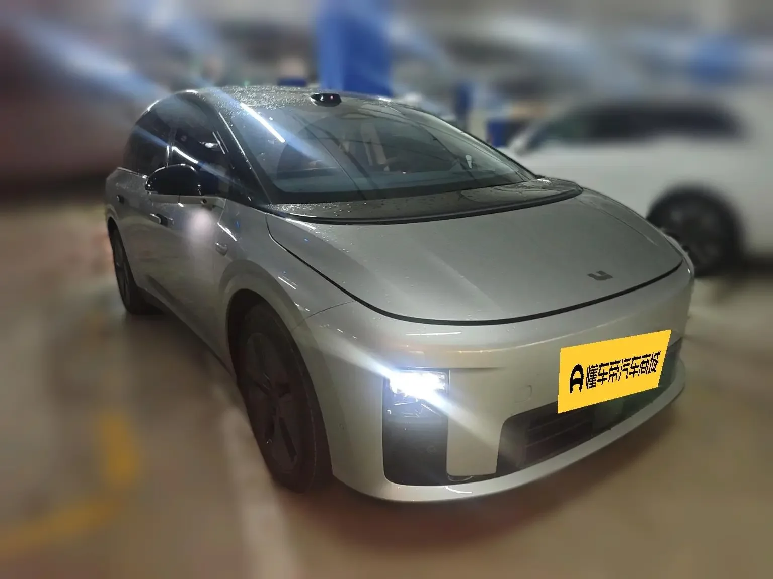 Li Ideal i8