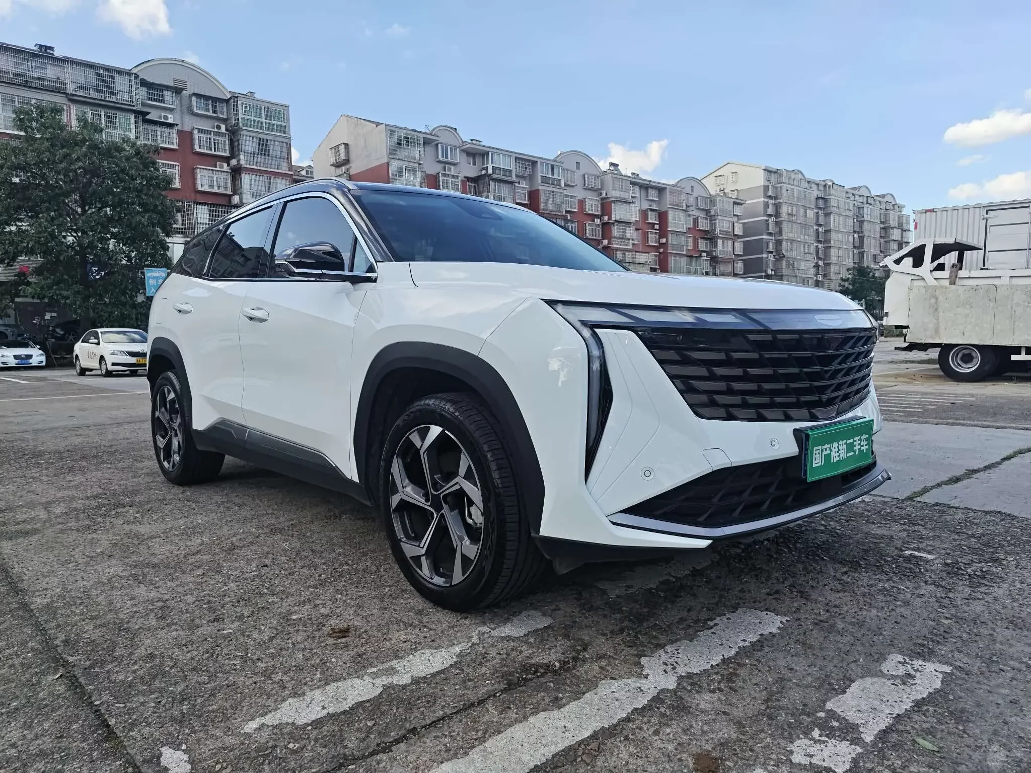 Geely Atlas L