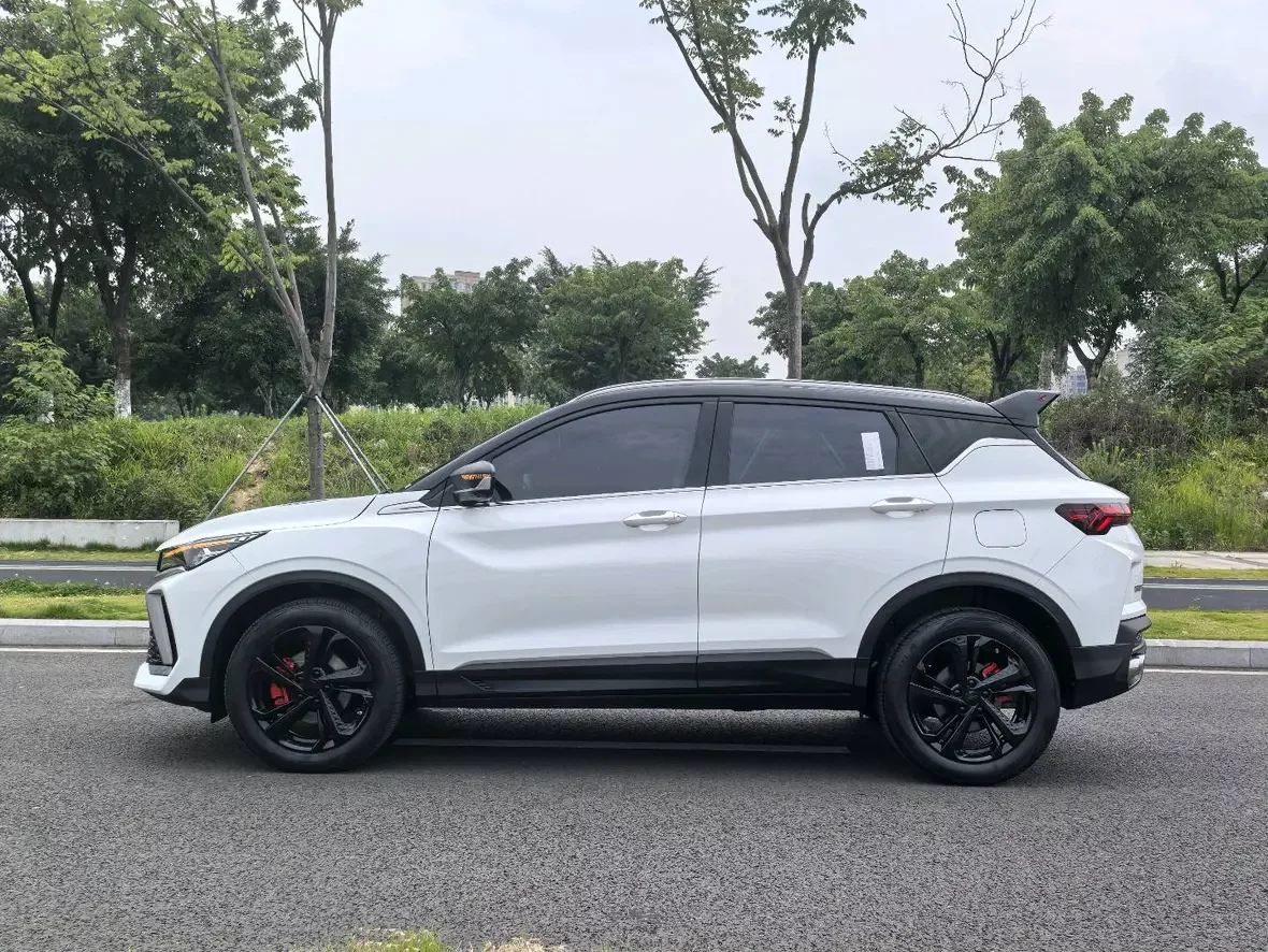 Geely Coolray SX11