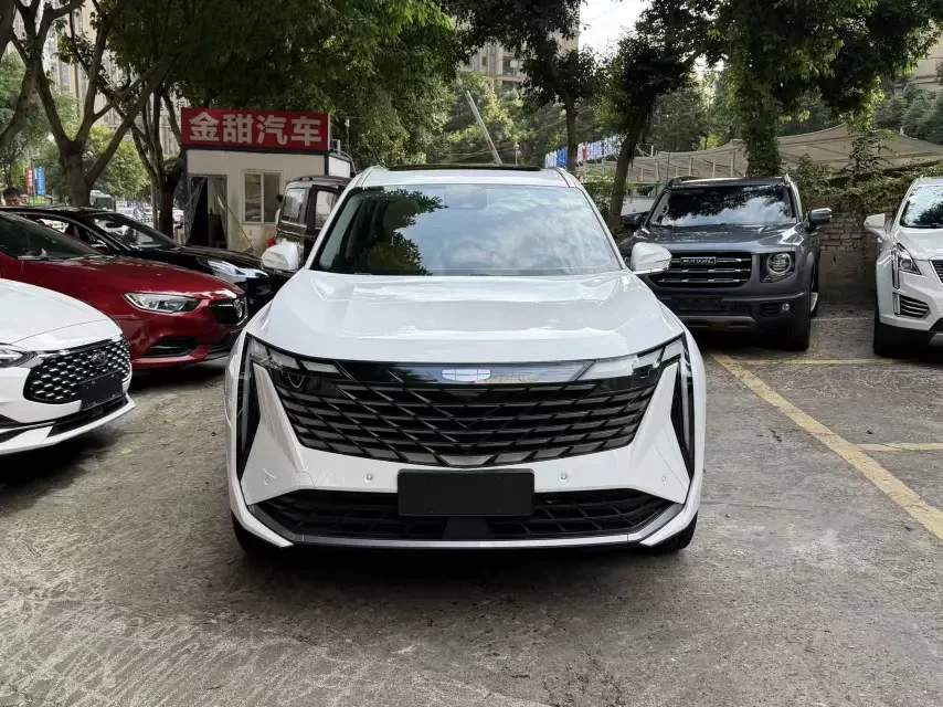 Geely Atlas L