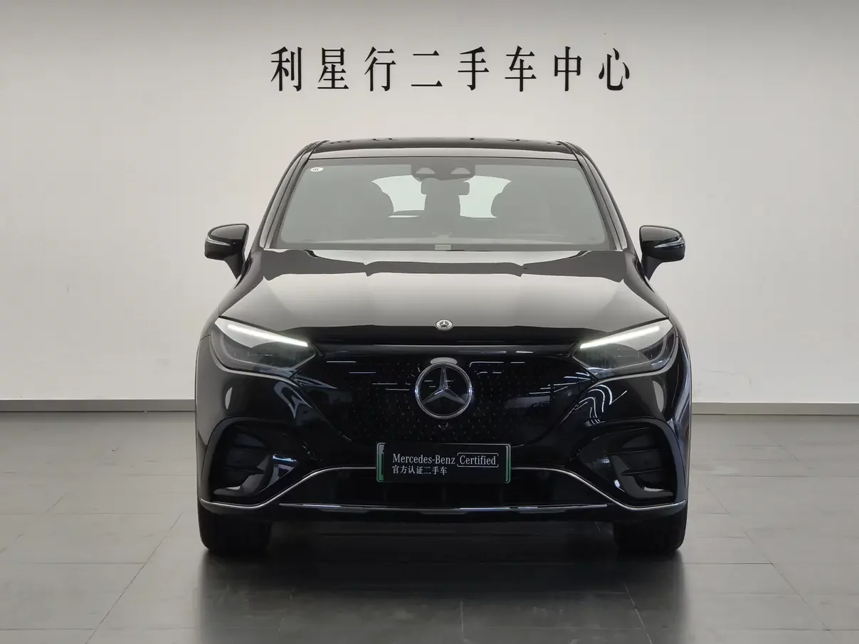 Mercedes-Benz EQE SUV