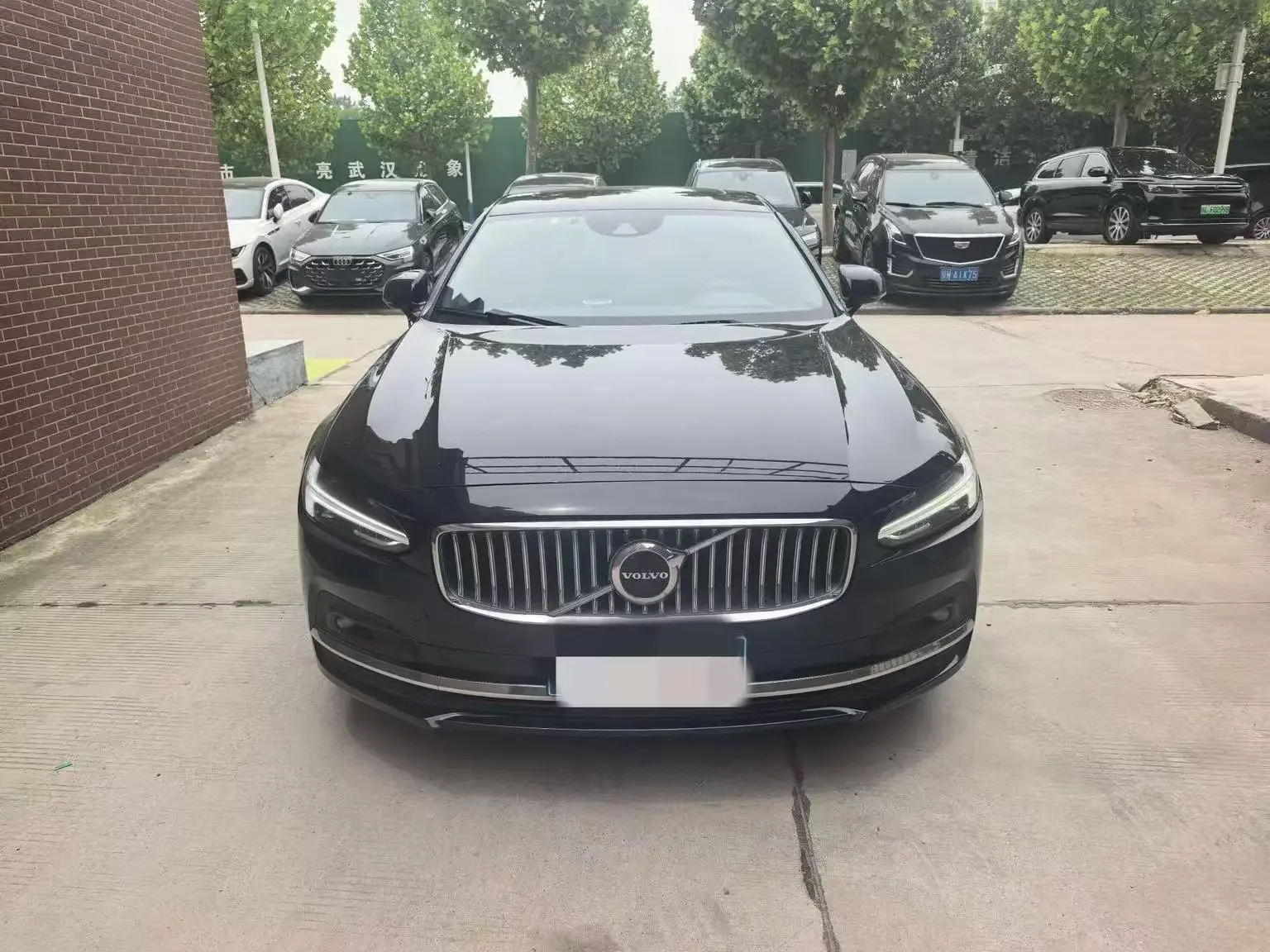 Volvo S90