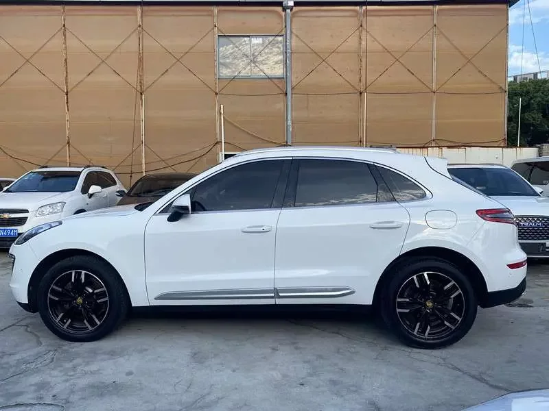 Zotye SR9