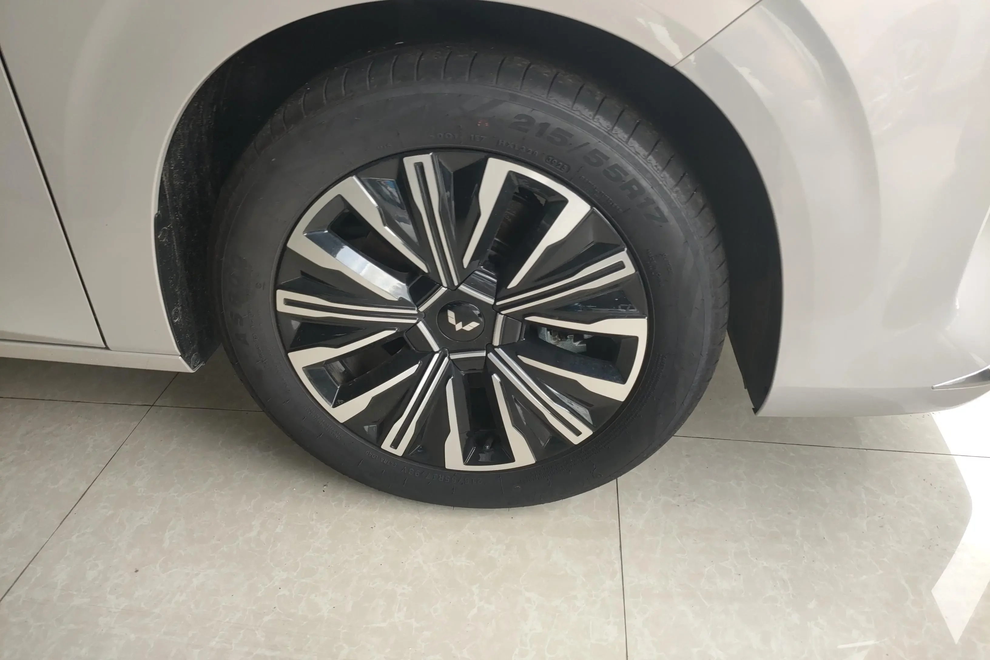 Wuling Starlight 730 PHEV