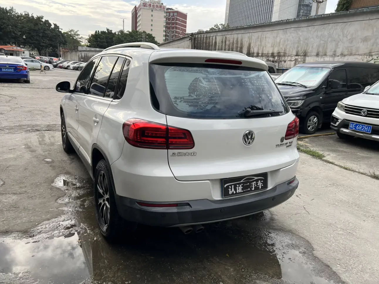 Volkswagen Tiguan