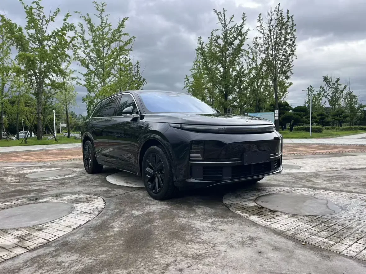 Lixiang L7
