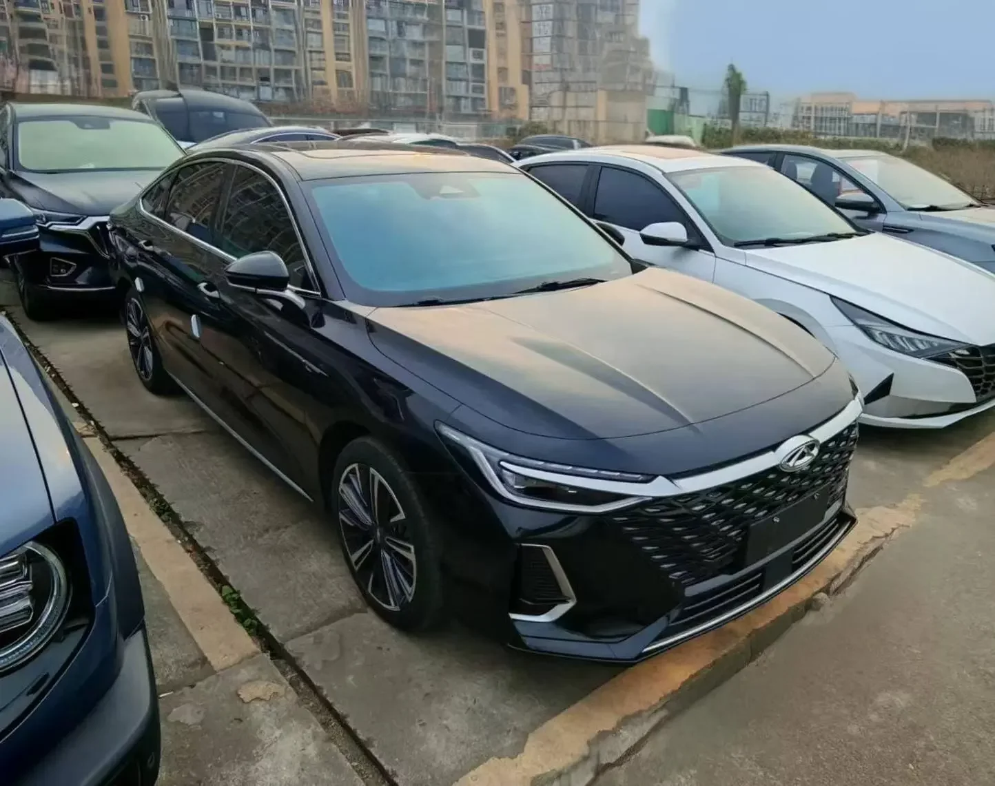 Chery Arrizo 8